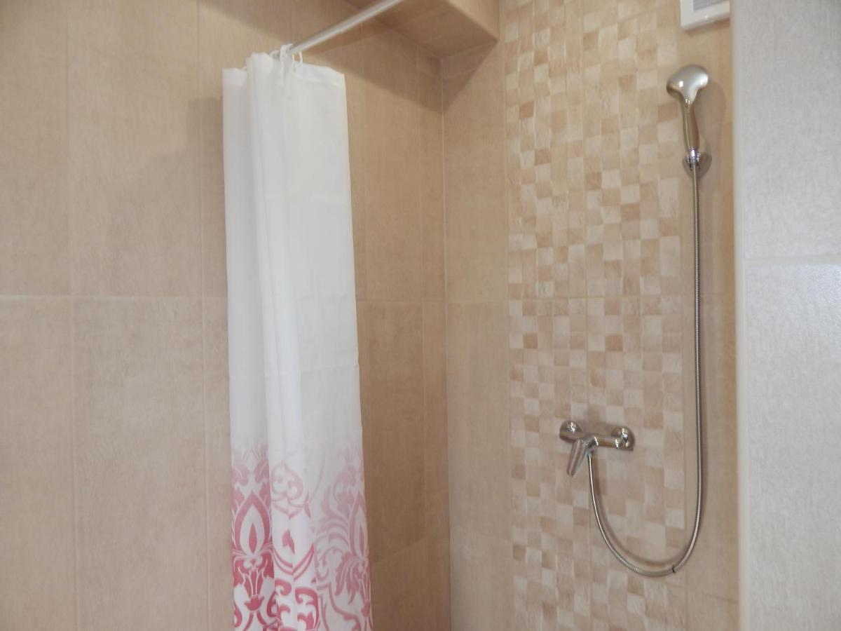 Hajdu Vendeghaz Hotel Hajdúszoboszló Buitenkant foto