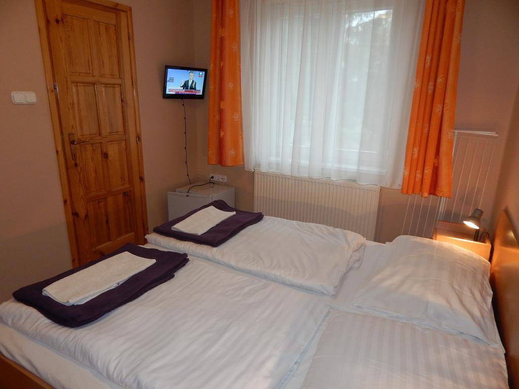 Hajdu Vendeghaz Hotel Hajdúszoboszló Kamer foto