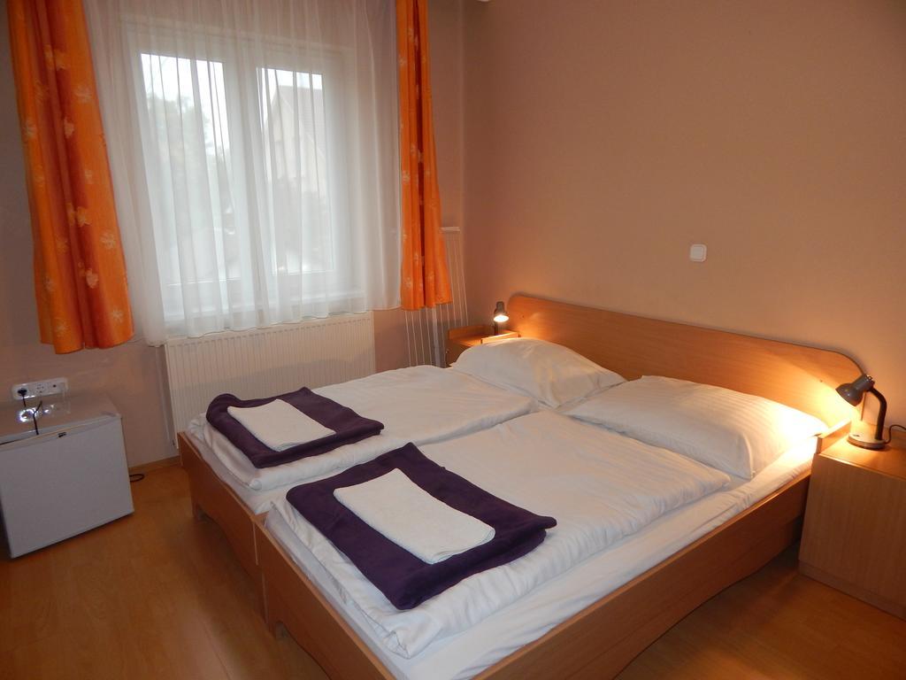 Hajdu Vendeghaz Hotel Hajdúszoboszló Kamer foto