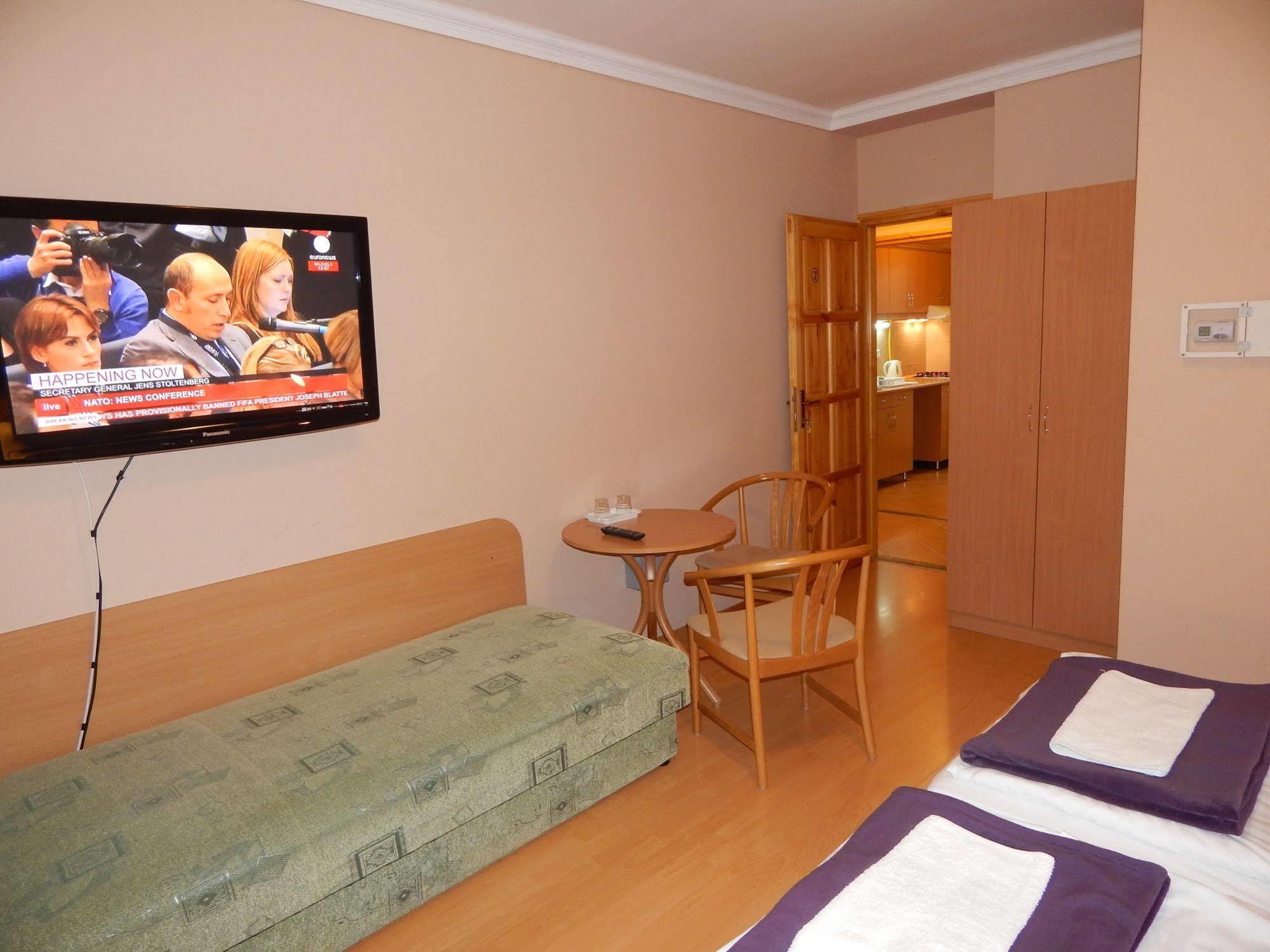 Hajdu Vendeghaz Hotel Hajdúszoboszló Buitenkant foto