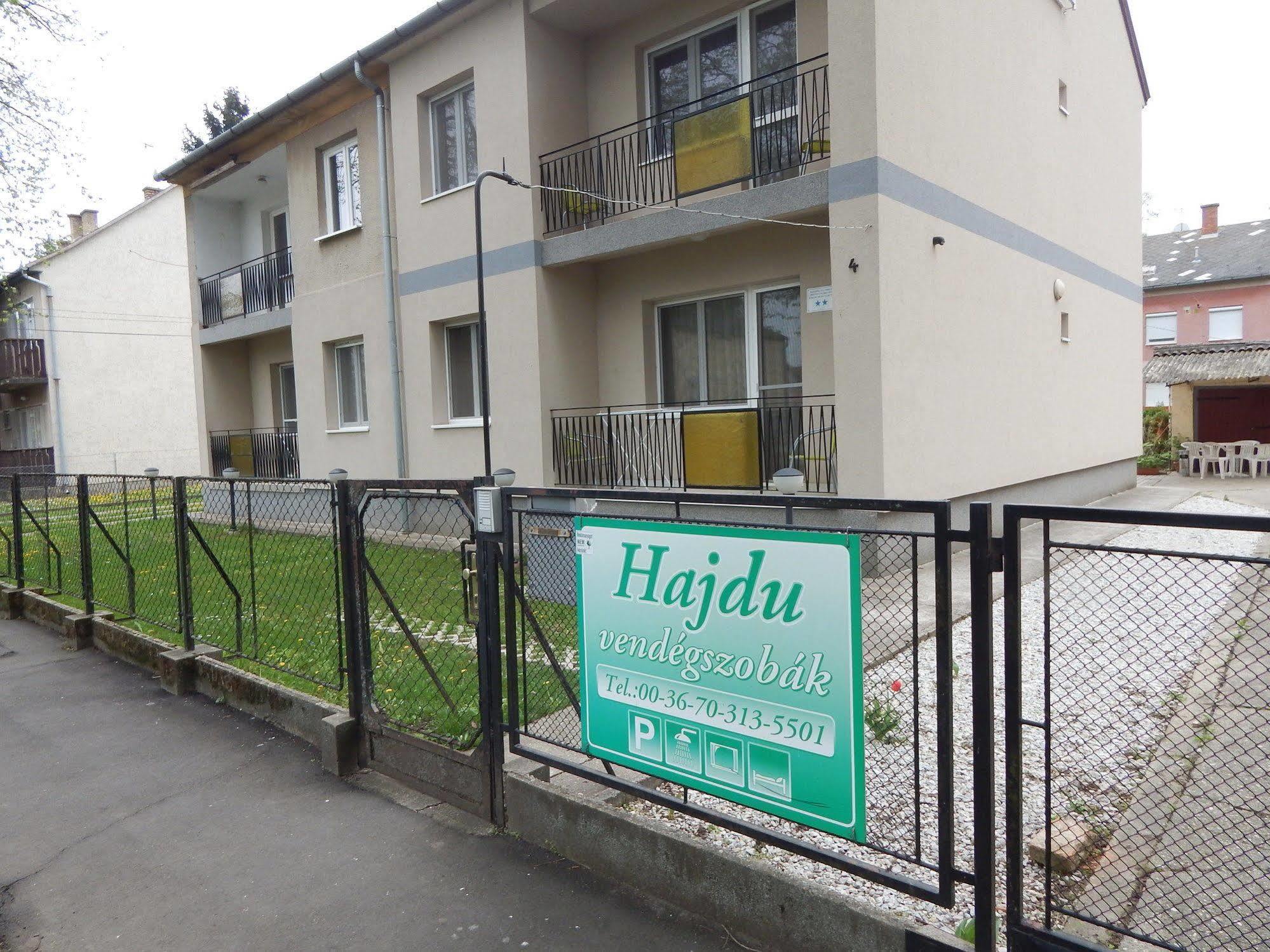 Hajdu Vendeghaz Hotel Hajdúszoboszló Buitenkant foto